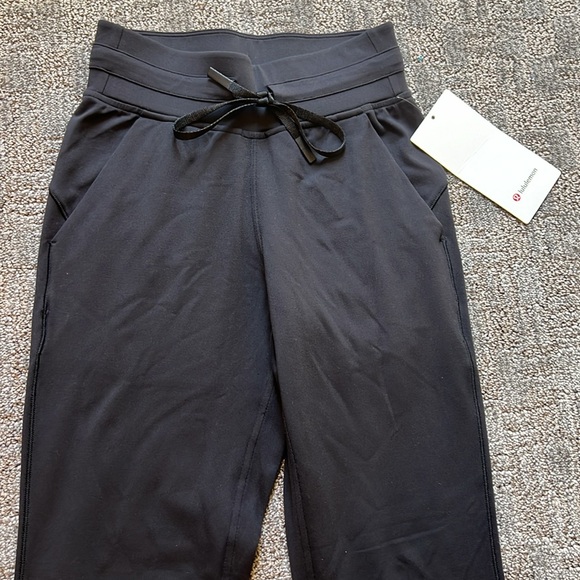 NWT Lululemon Ready to Rulu Joggers - Picture 10 of 12